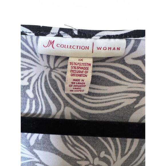 Black & White Floral Print Ring Detail Blouse – Size 1X - Picture 5 of 5